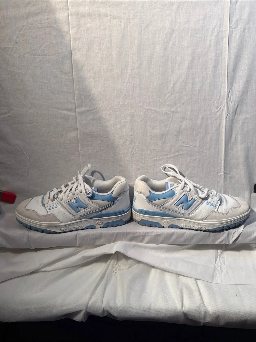 New Balance 550 Men’s Sneakers — White & Light Blue  size 10 US